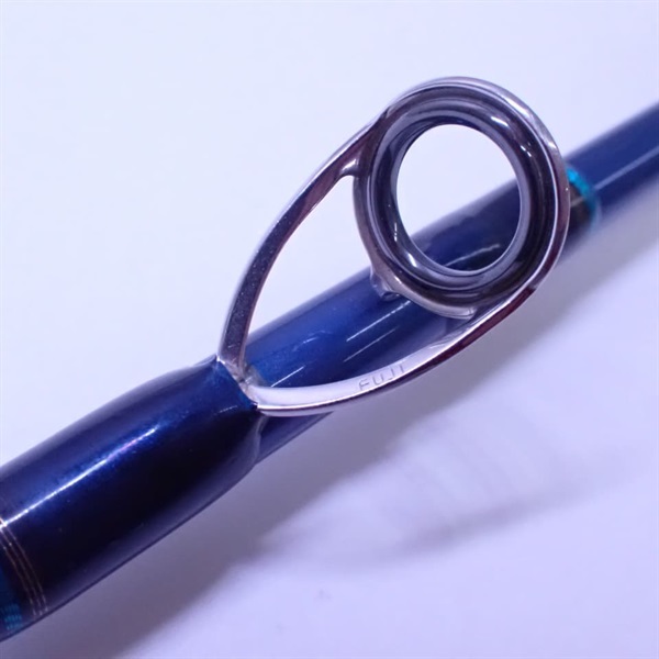 帆影３０－２１０